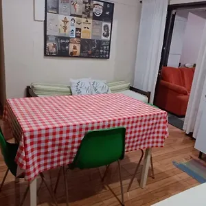  Apartamento Terreo Com Ar Condicionado E 2 Bem Localizado